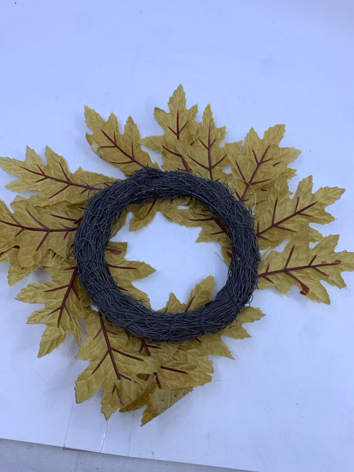 2 TAN LEAVES SMALL WREATHS.
