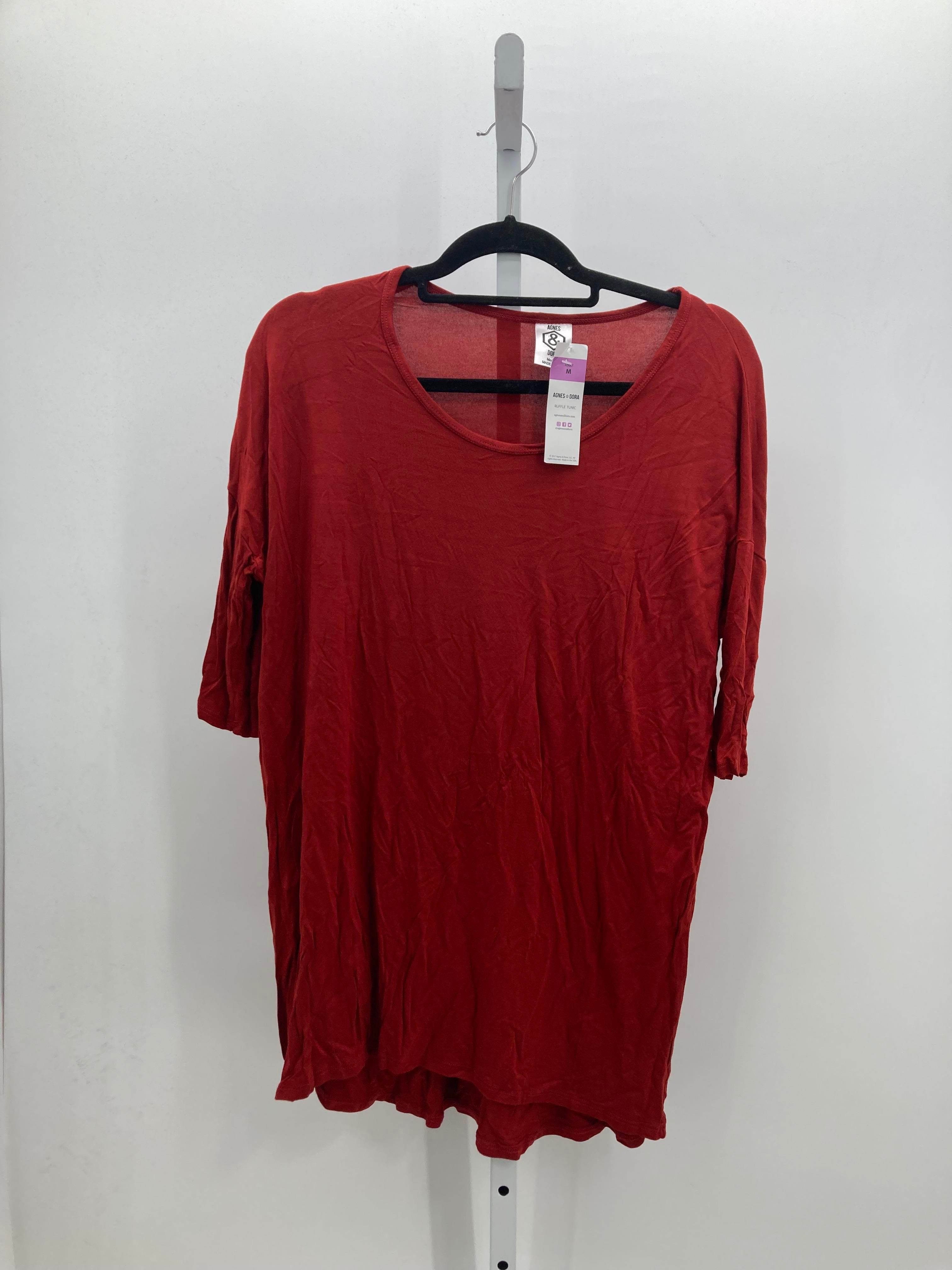 Size Medium Misses Short Sleeve Shirt