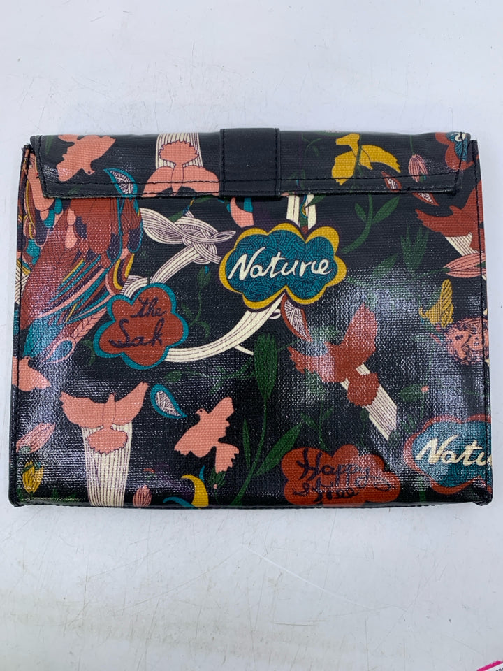 BLACK IPAD CASE W/ BIRDS/SCRIPT SAK ROOTS BAG.