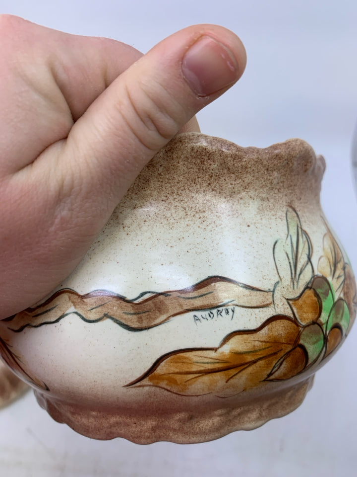 VTG CREAM BROWN SPECKLED PAINTED LEAVES/VINES.