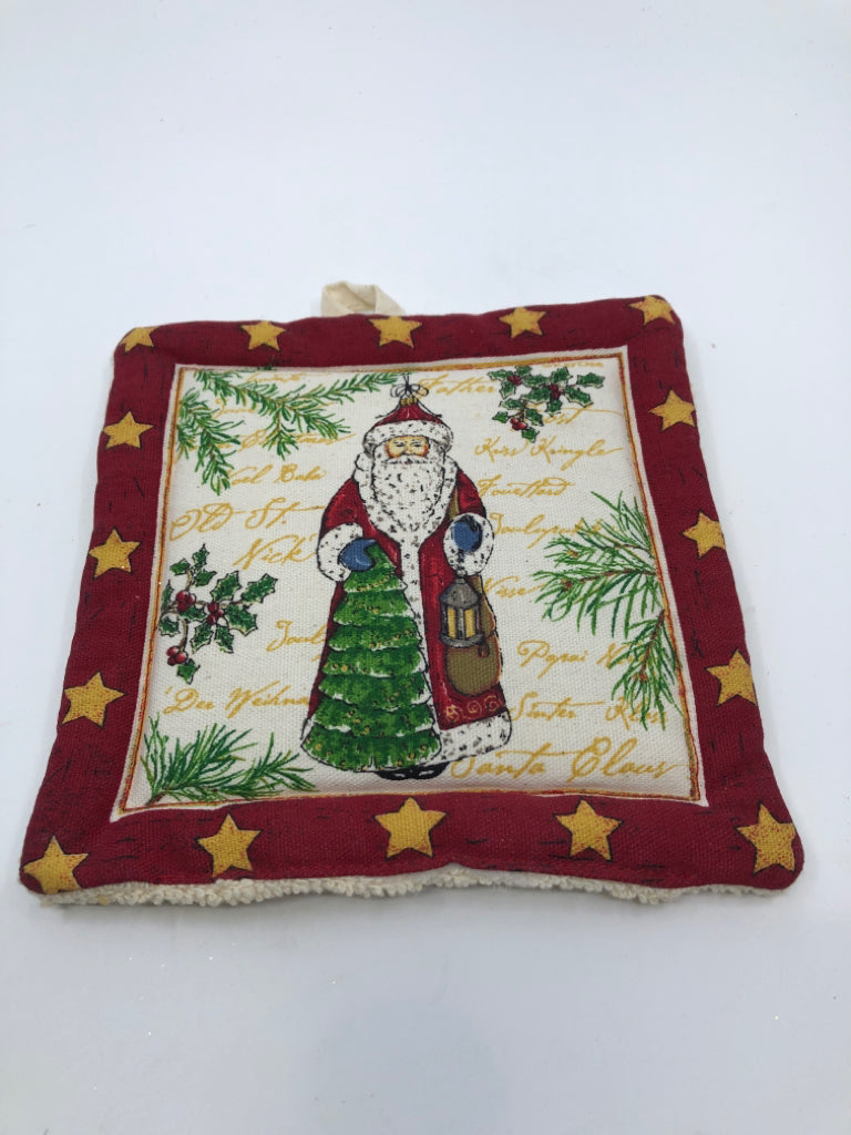 SANTA SQUARE OVEN MITT.