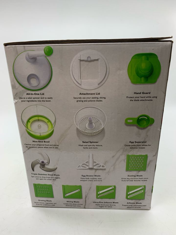 NIB SUPER SLICER 13 PC.