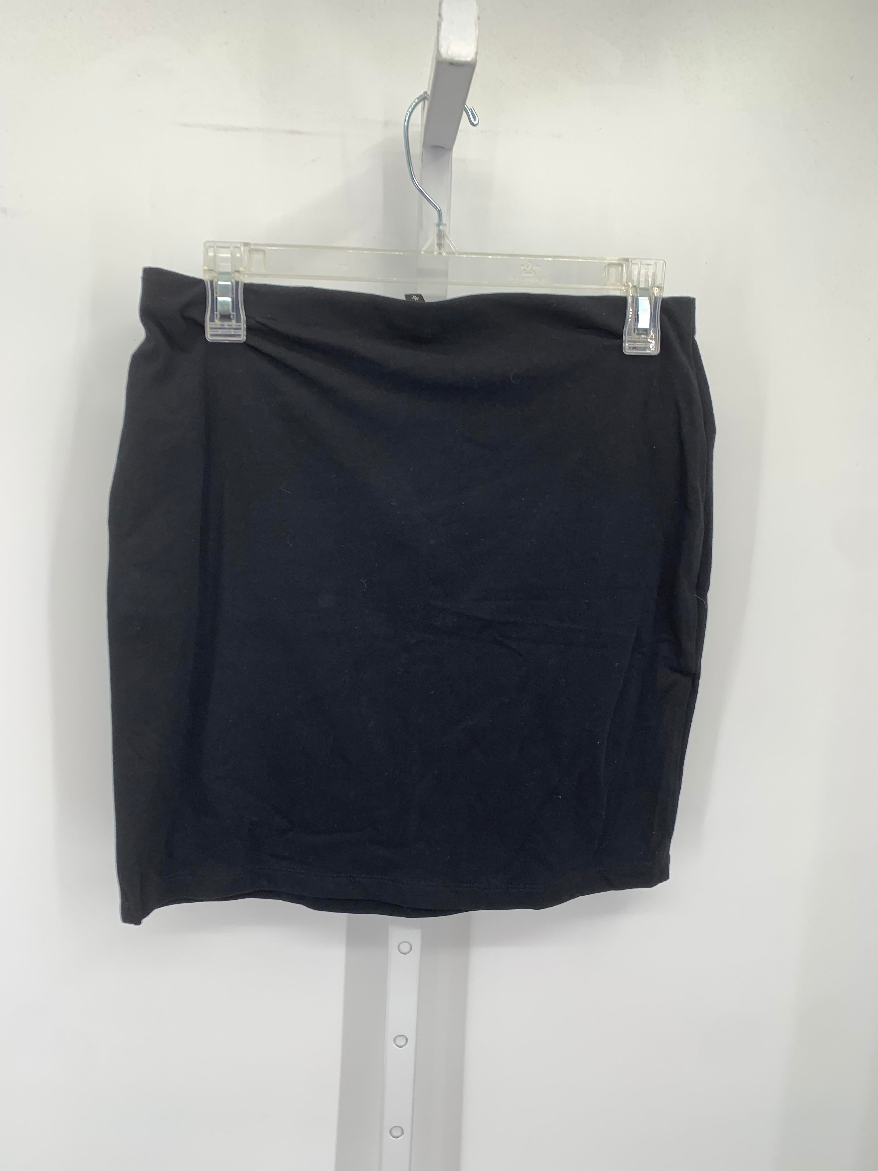 Express Size Medium Misses Skirt