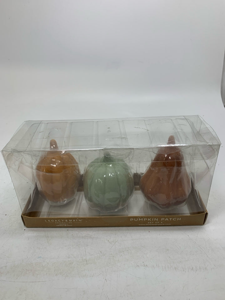 NIP 3 ASSORTED PUMPKIN DECOR LEGACY & MAIN.