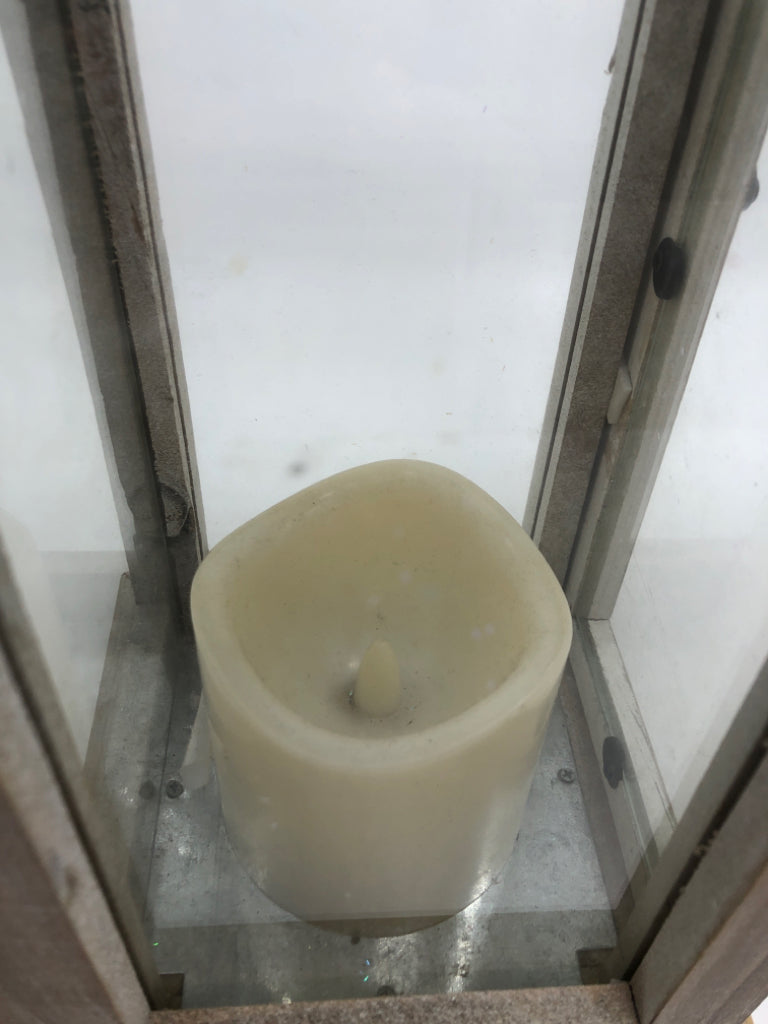 DISTRESSED CANDLE LANTERN+ BATTERY CANDLE.