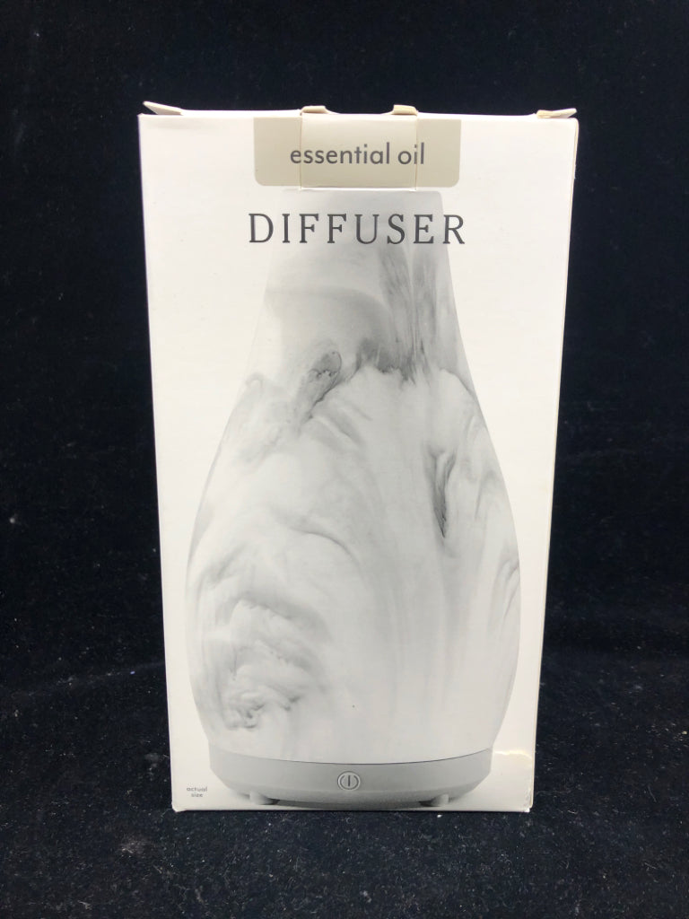 NIB ESSENTIAL OIL DIFFUSER FAUX MARBLE PATTERN.