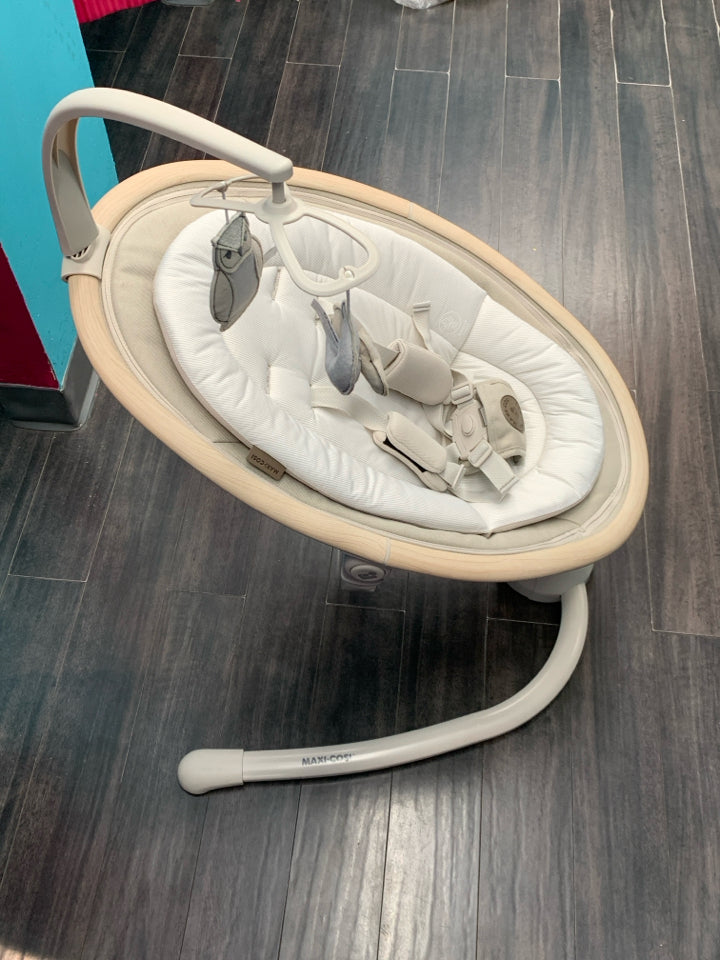 Maxi-Cosi Cassia Baby Swing - Classic Oat: Adjustable Speed Settings, Reclining