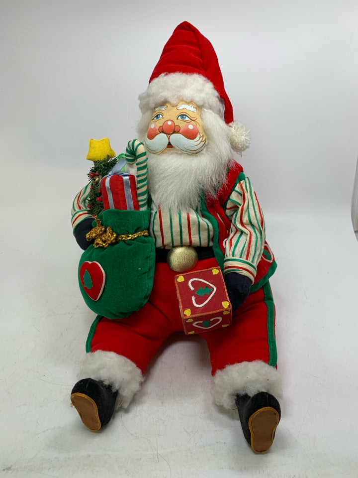 VTG PLUSH WIND UP SANTA SELF SIT.
