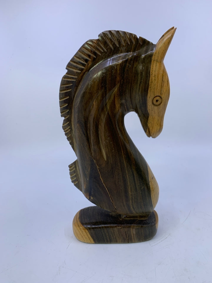 WOOD CARVED 2 TONED HORSE HEAD.