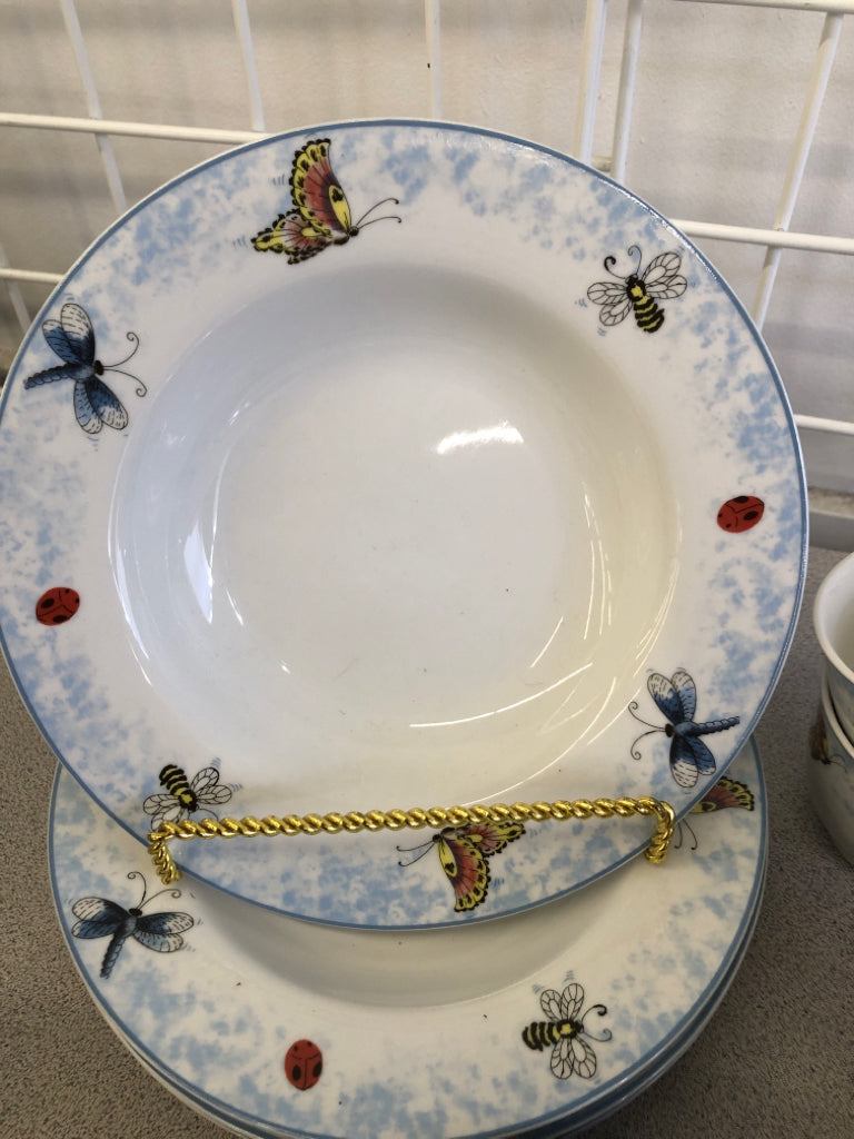 20 PC DINNER SETTING FLORAL GARDEN SVC 4.