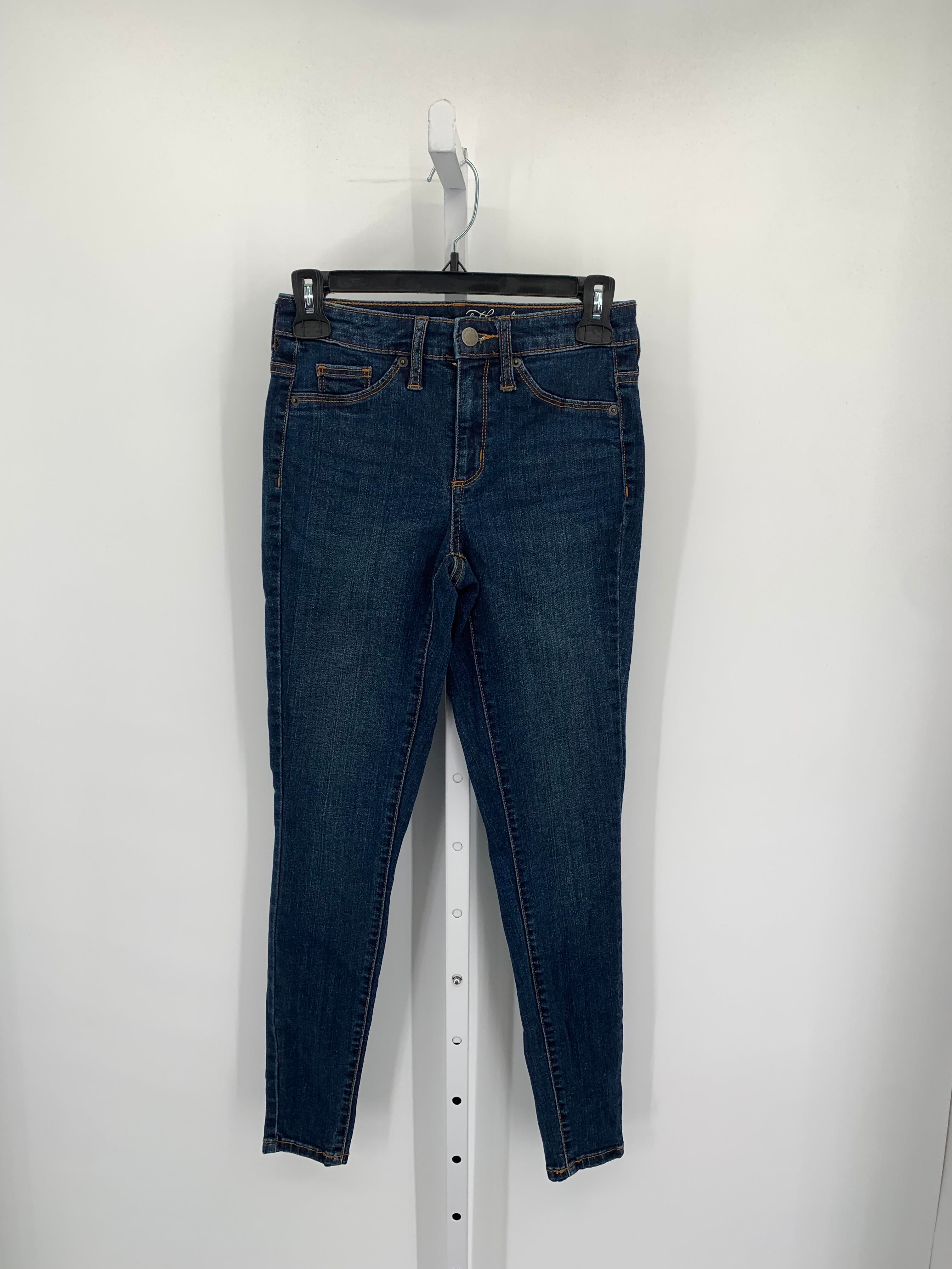 Universal Thread Size 00 Misses Jeans