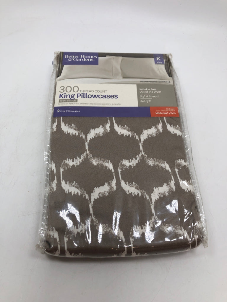 OGEE PATTERN KING PILLOWCASES.