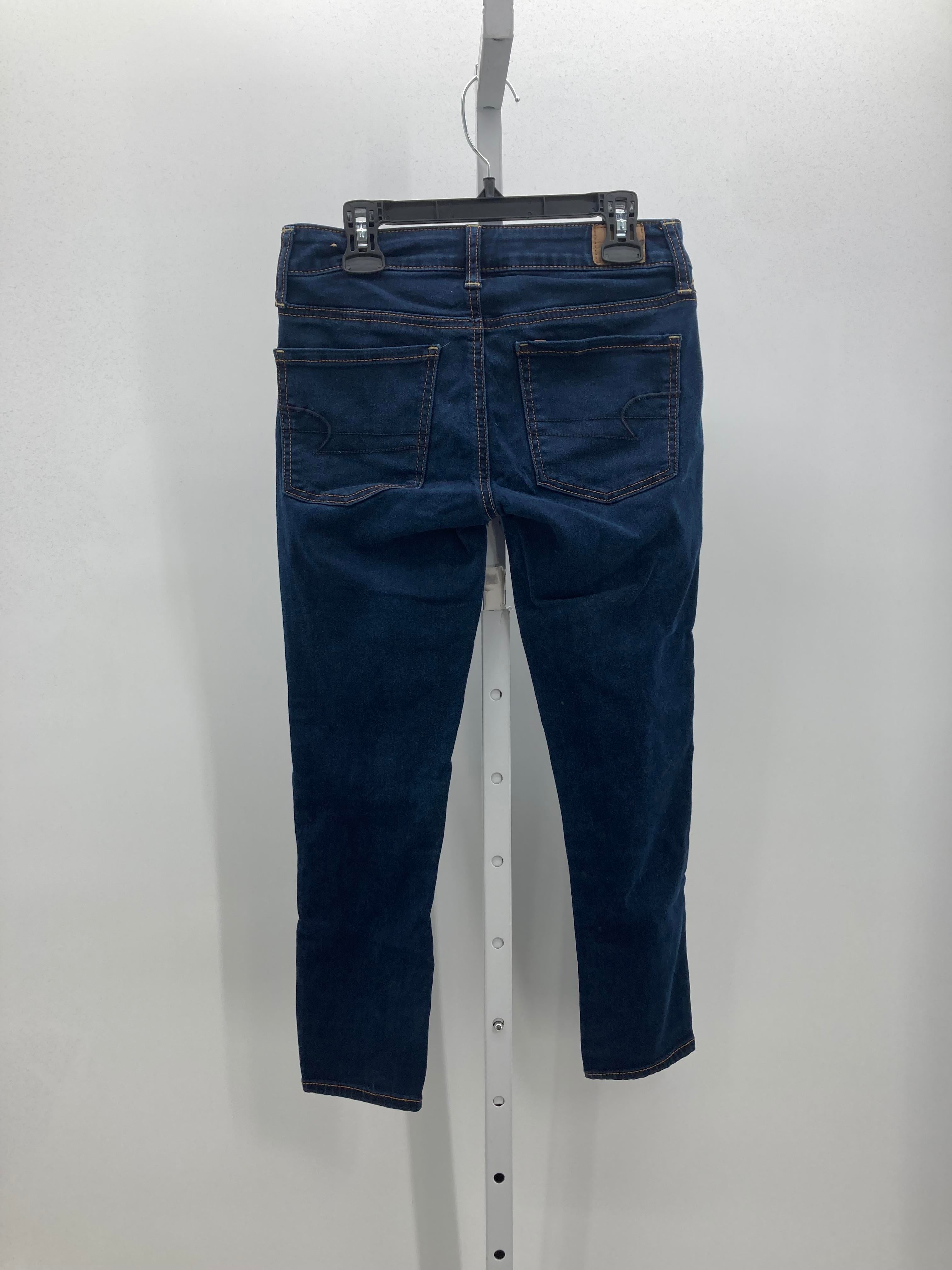 American Eagle Size 2 Juniors Cropped