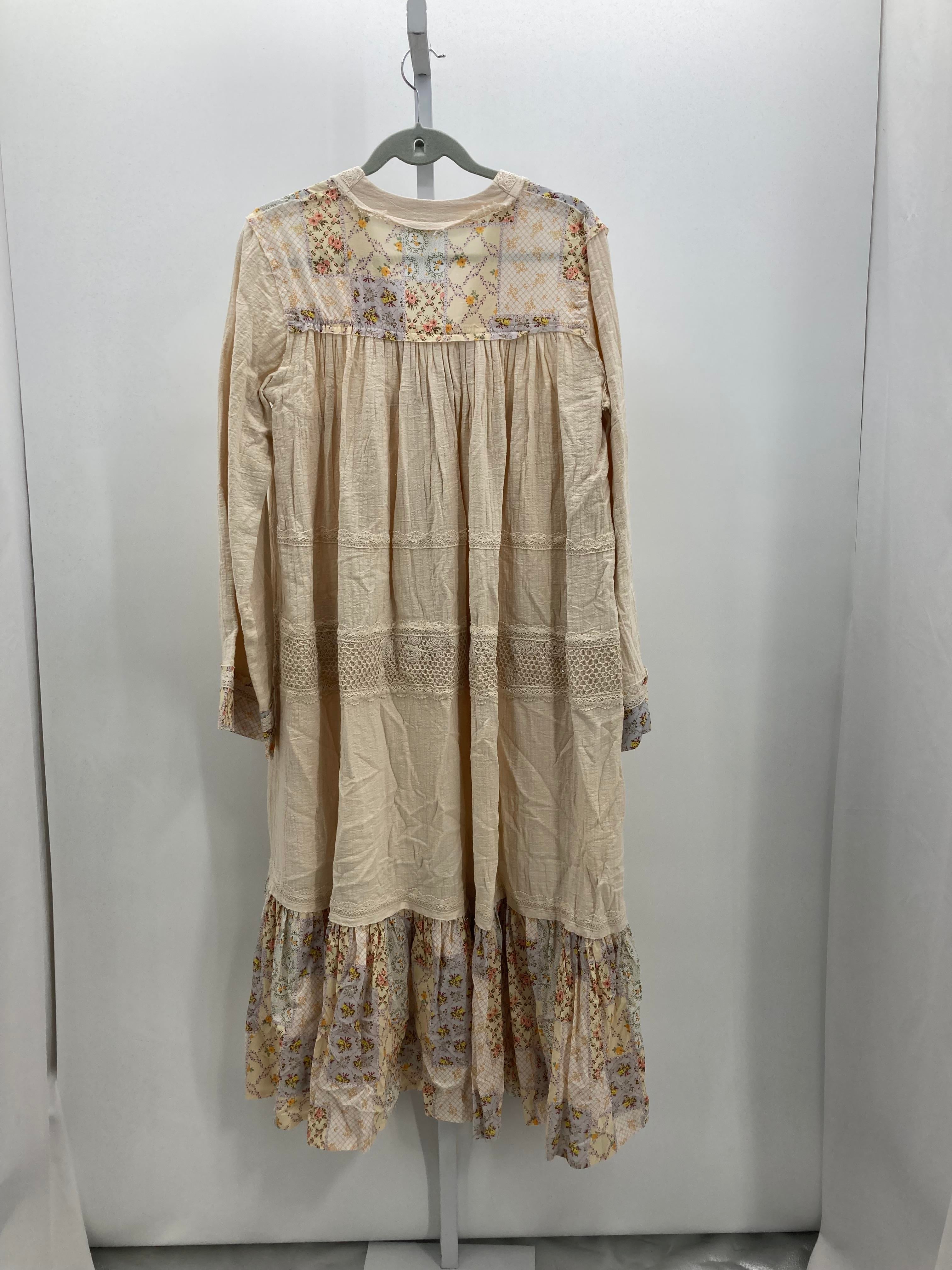 Size Small Misses Long Sleeve Dress