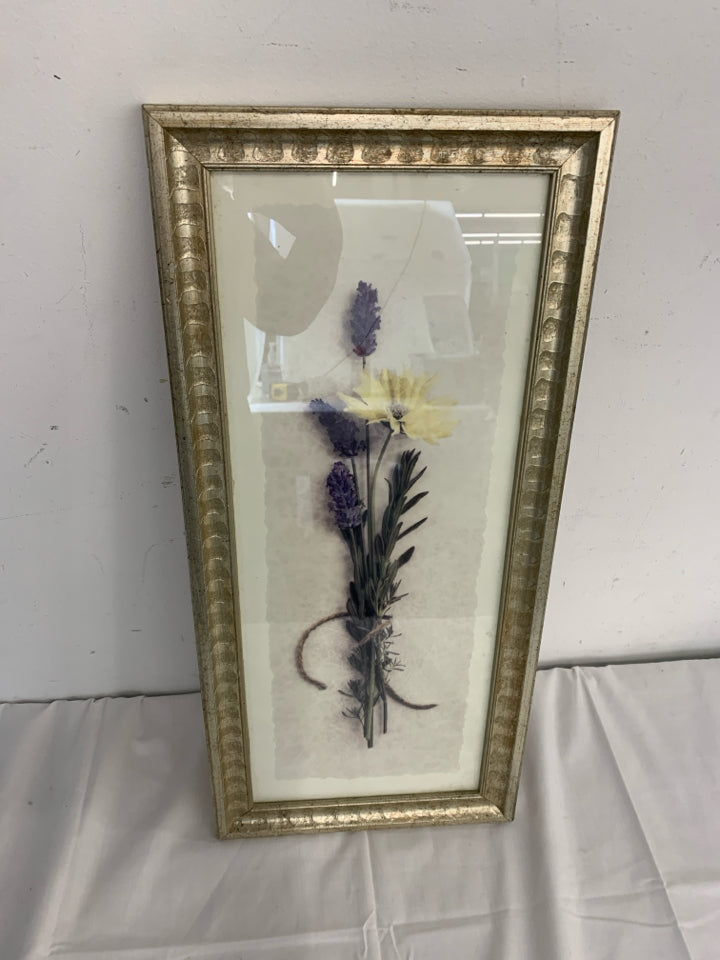 LAVENDER IN IN WHITE FRAME WALL HANGING.