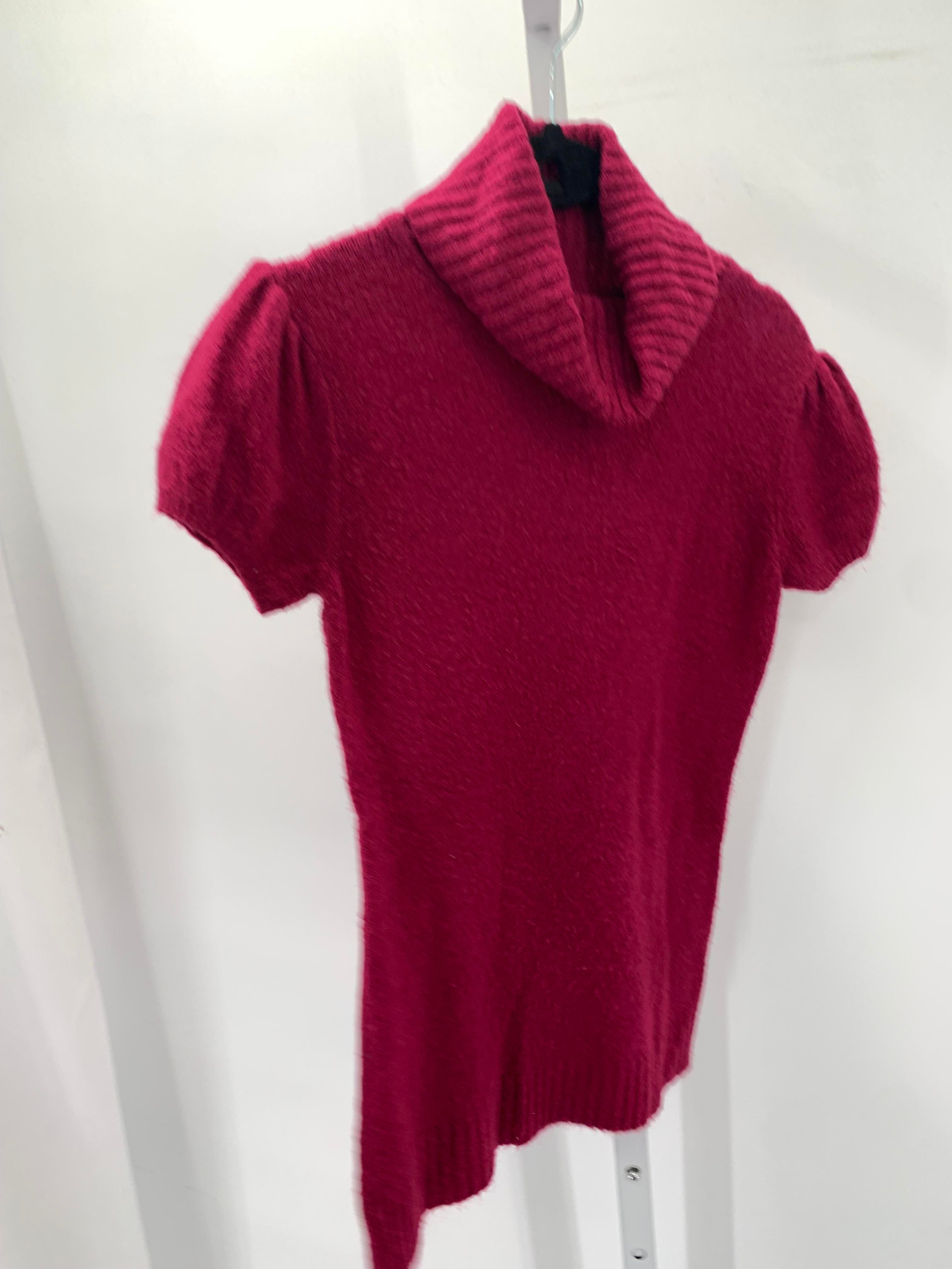 Love Rocks Size Large Juniors Short Sleeve Sweater