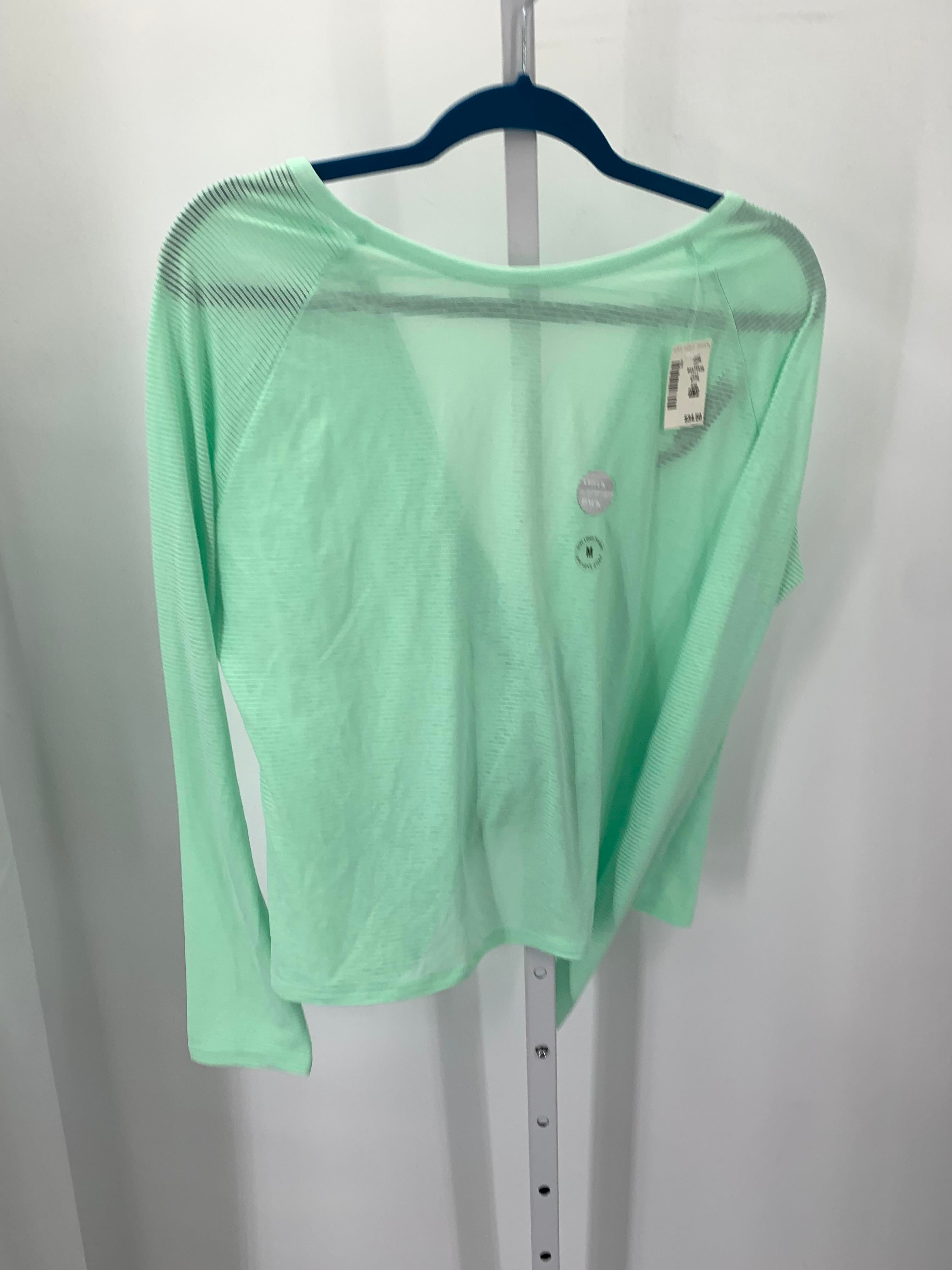 Live Love Dream Size Medium Juniors Long Sleeve Shirt