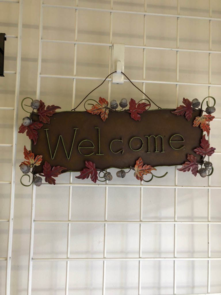 METAL "WELCOME" SIGN W ACORNS AND MAPLE LEAVES.