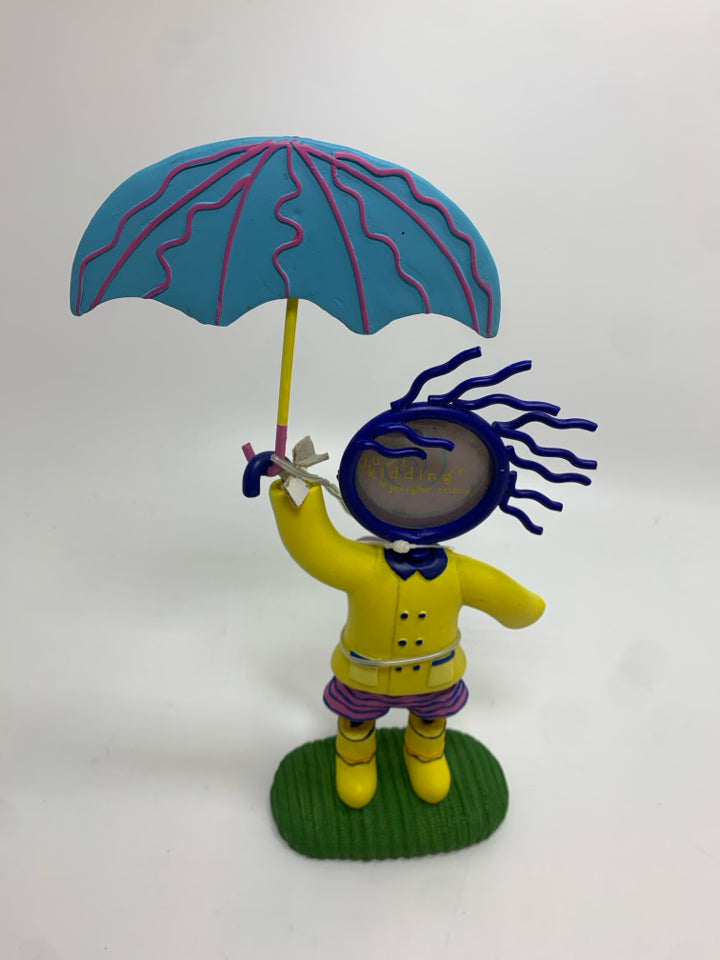 NWT RAINY DAY FAY PHOTO FRAME.