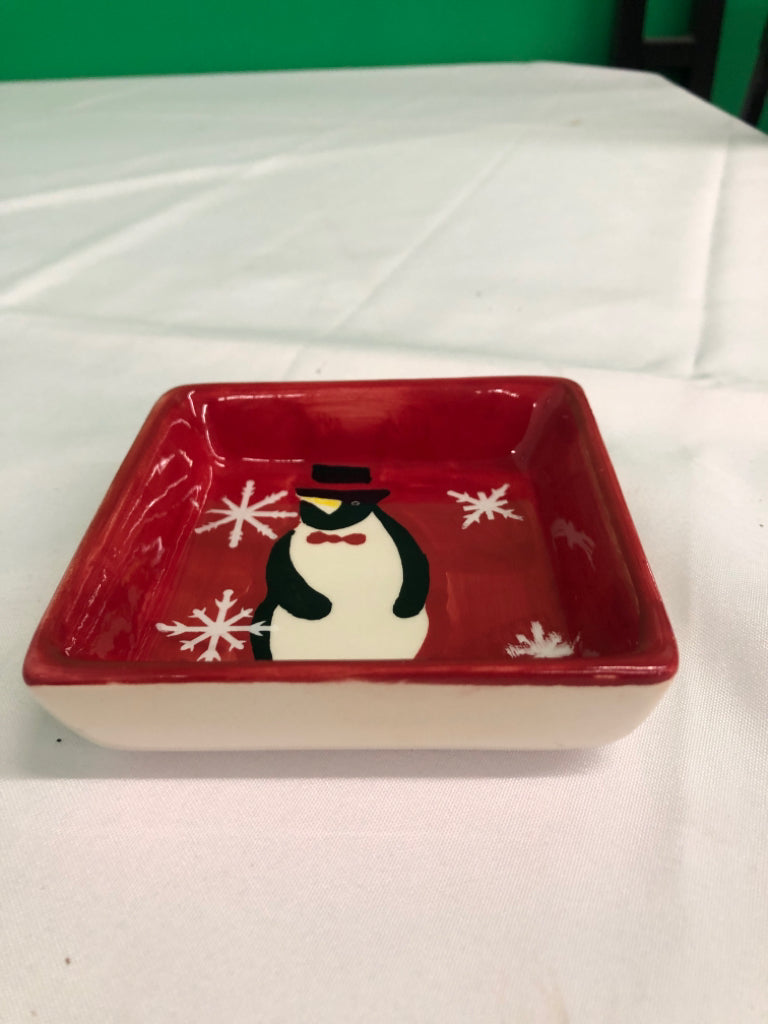 SMALL RED PENGUIN TRINKET DISH.