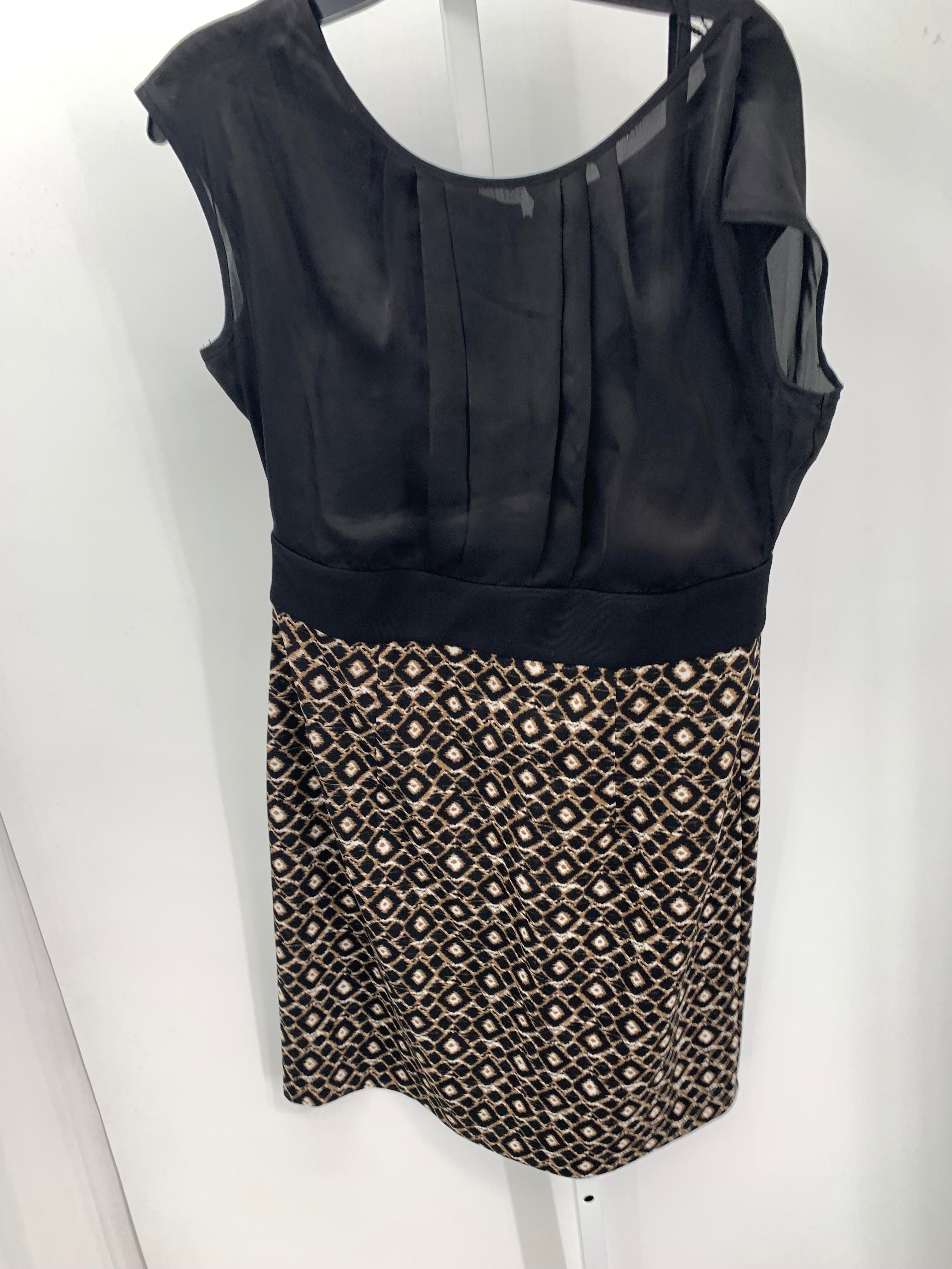 AGB Size 14 Misses Short Sleeve Dress