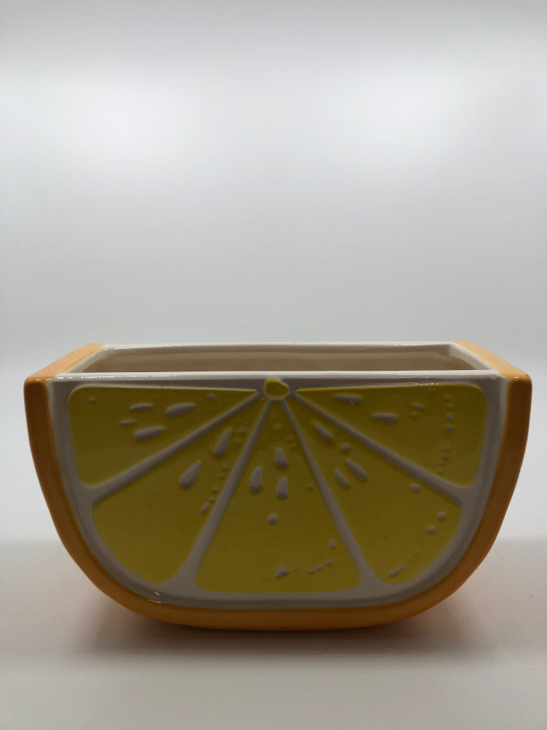 ORANGE SLICE PLANTER.