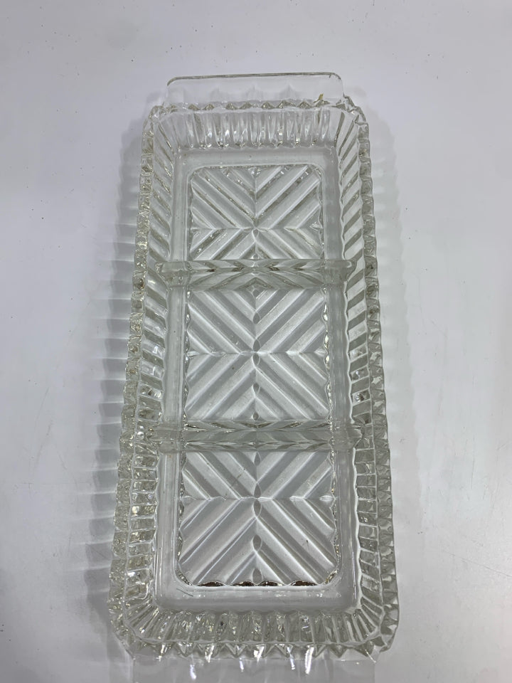 DIVIDED GLASS TRY W/3 SECTIONS & SAWTOOTH EDGE.