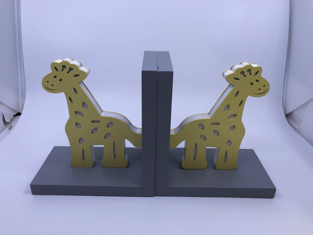 YELLOW GIRAFFE GRAY BOOKENDS.