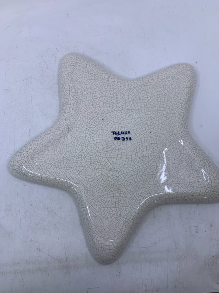 STAR SHAPED CRACKLE SERVING PLATTER.