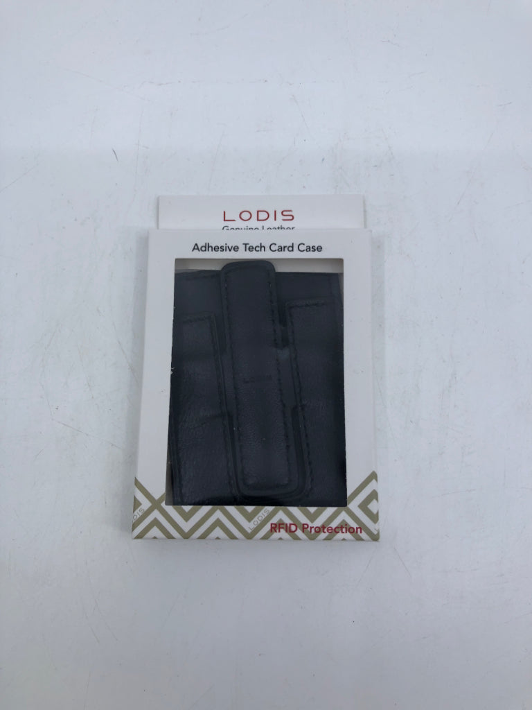 NIB ADHESIVE TECH CARD CASE BLACK