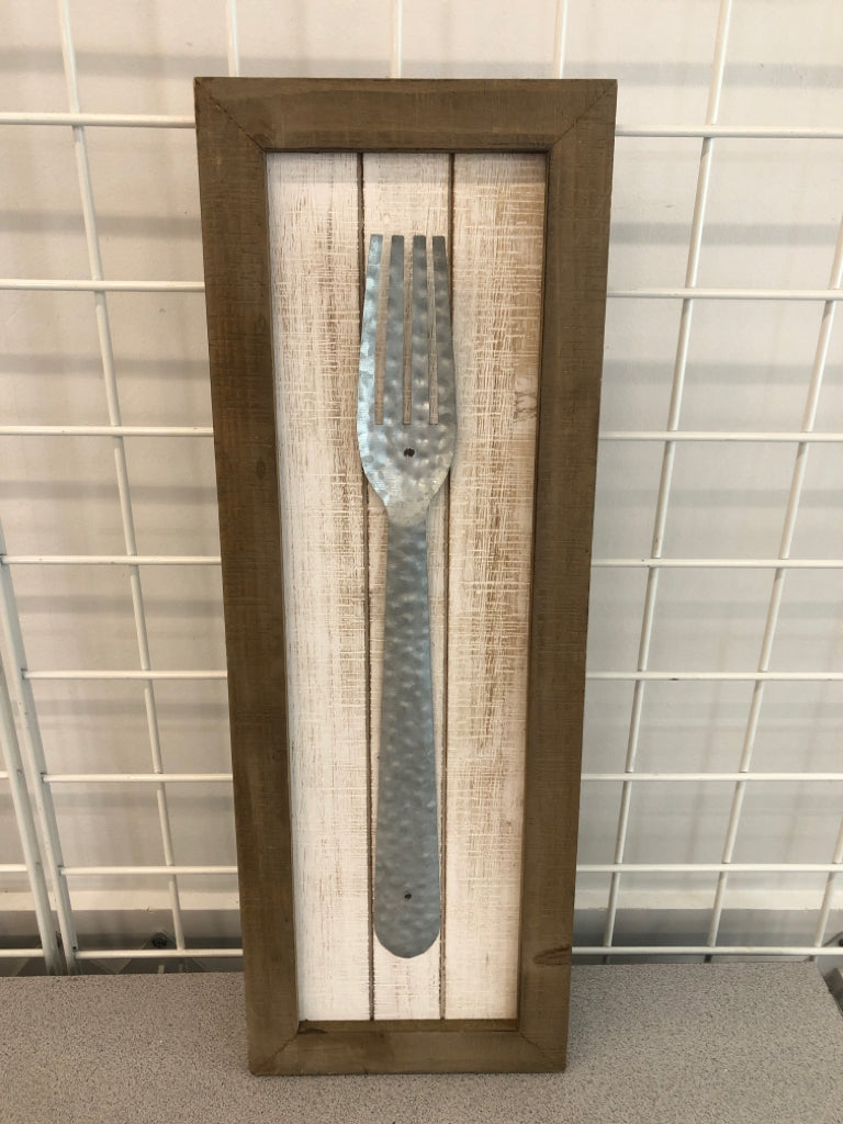 GALVANIZED FORK IN WOOD FRAME WALL-ART.