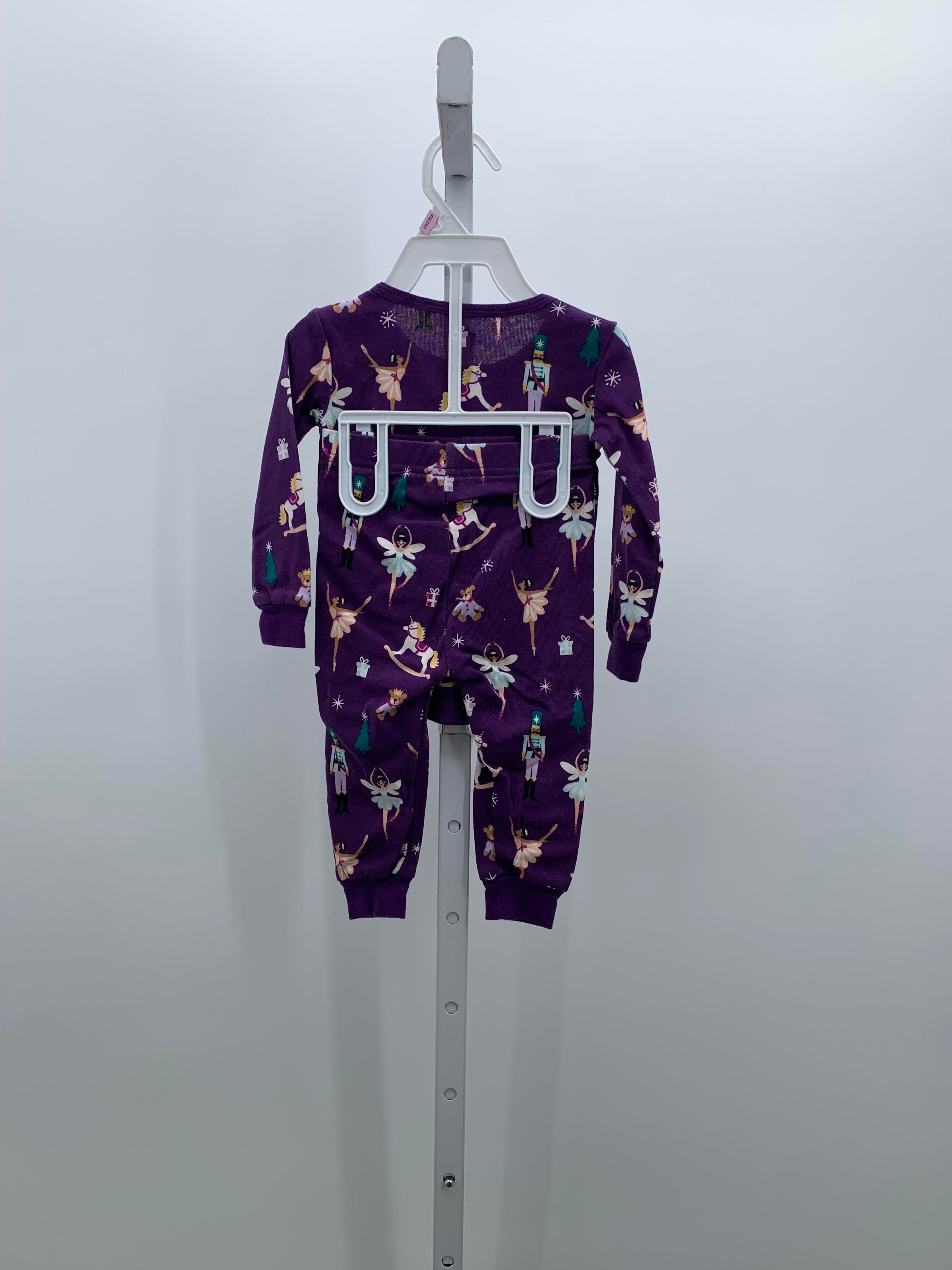 PAJAMAS NUTCRAKERS.