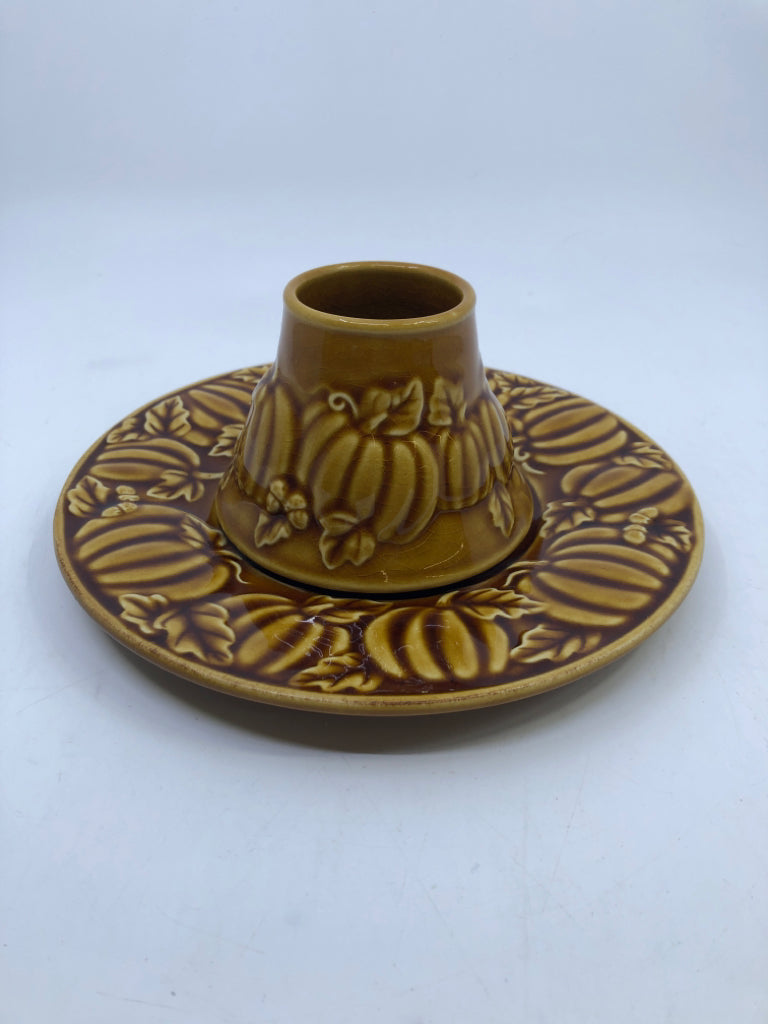 2 PC ORANGE CANDLE PLATE/SHADE W/ EMBOSSED PUMPKINS YANKEE CANDLE.