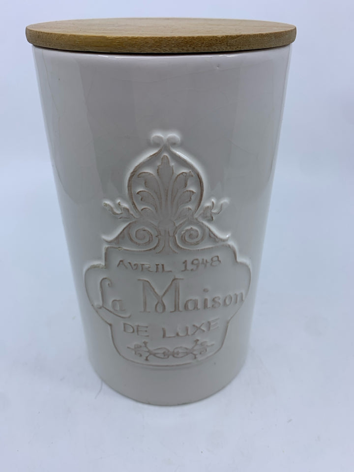 WHITE LA MAISON CANISTER W WOOD TRAY.