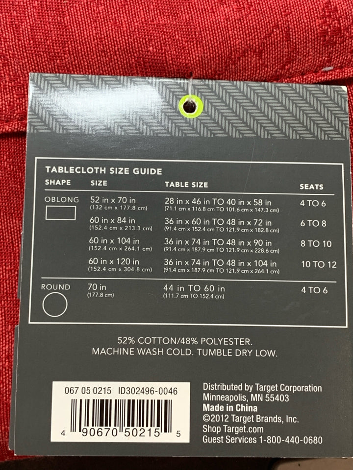 NIP RED OBLONG THRESHOLD TABLECLOTH.