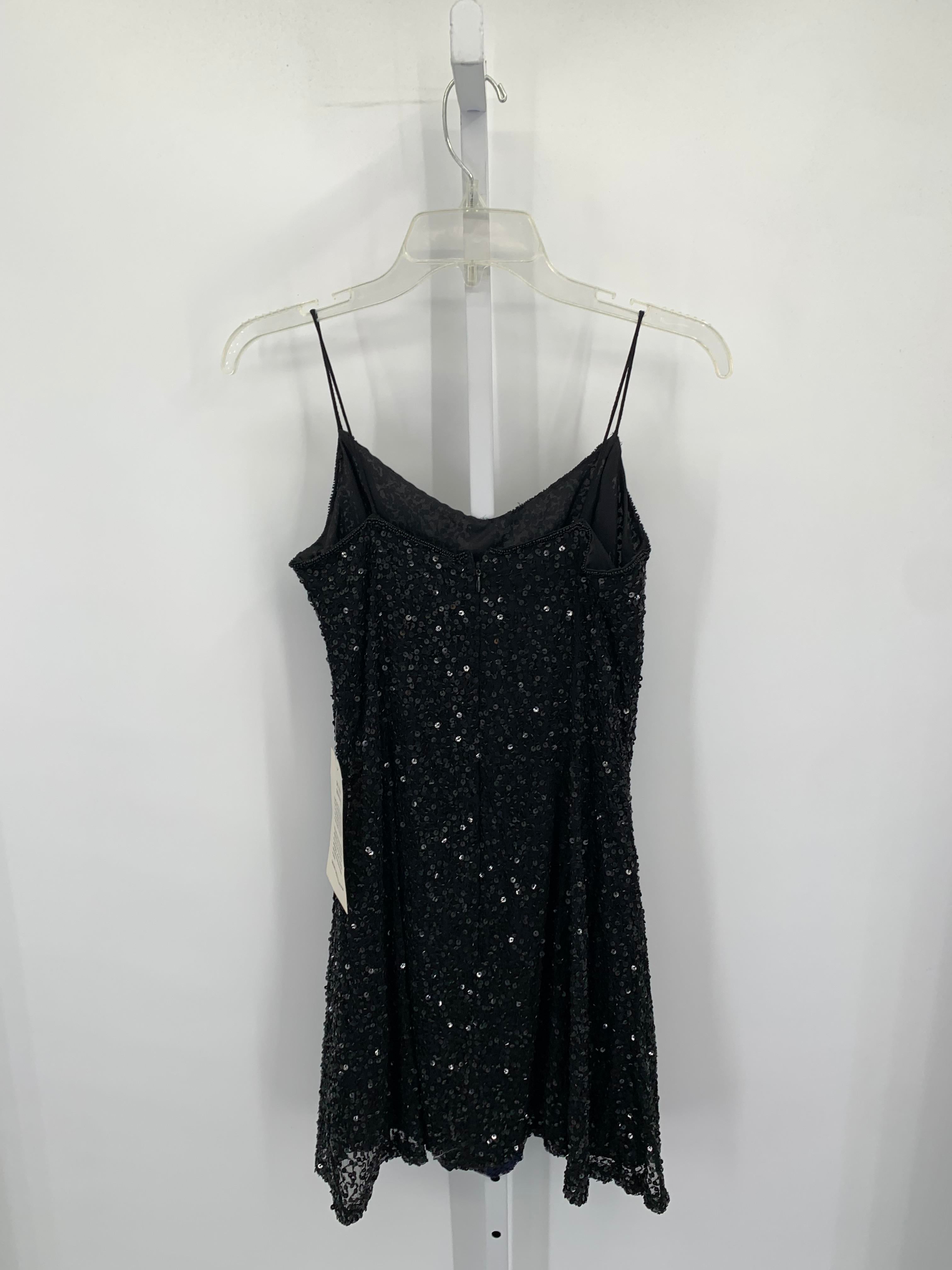 Size 6 Misses Sleeveless Dress