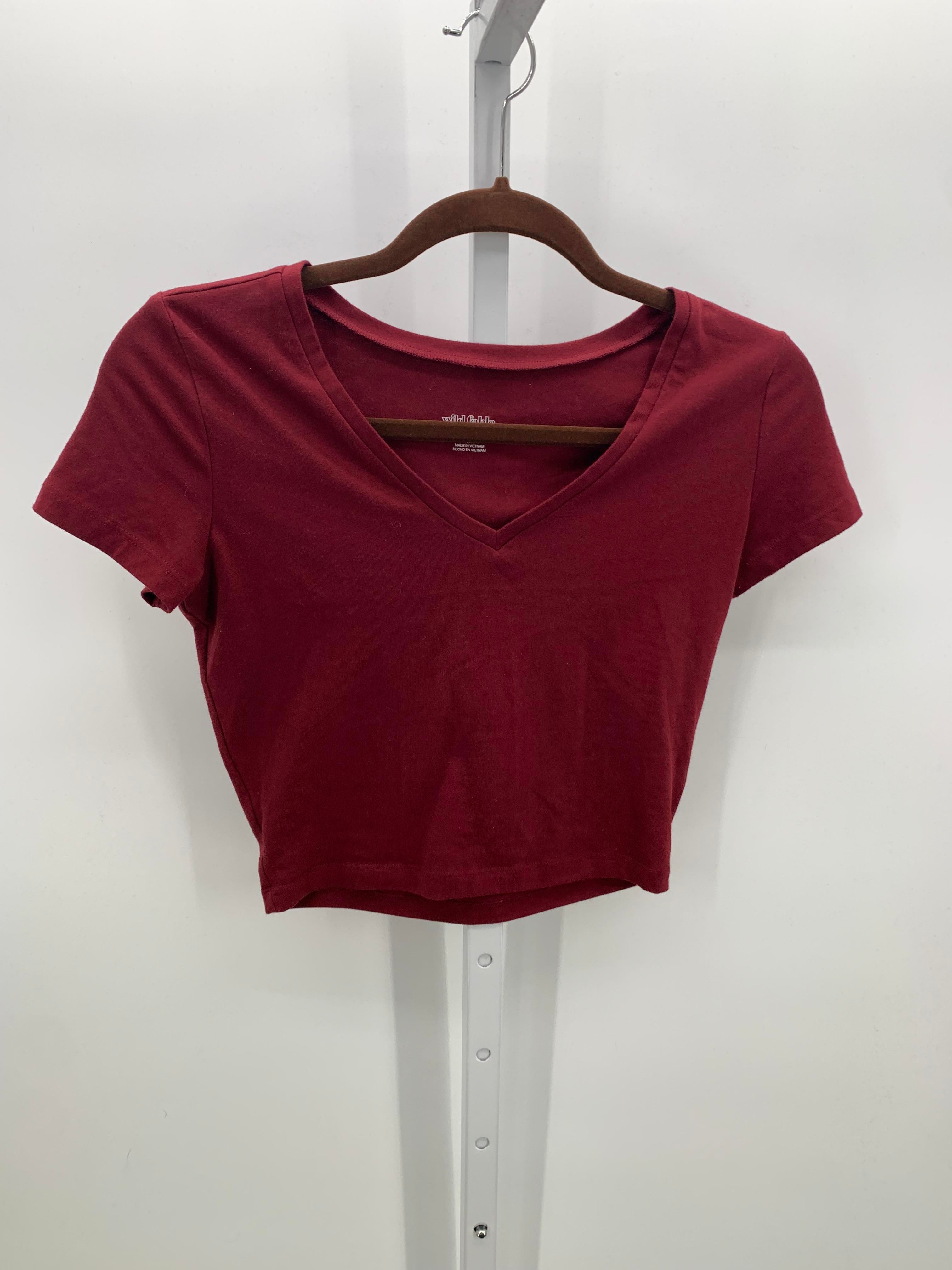 Wild Fable Size Medium Juniors Short Sleeve Shirt