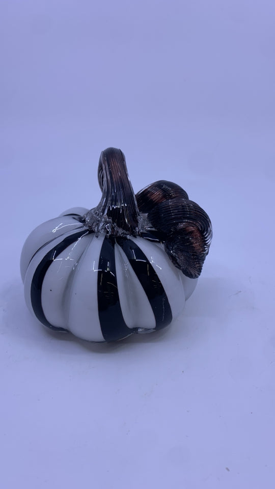 BLOWN GLASS PUMPKIN.