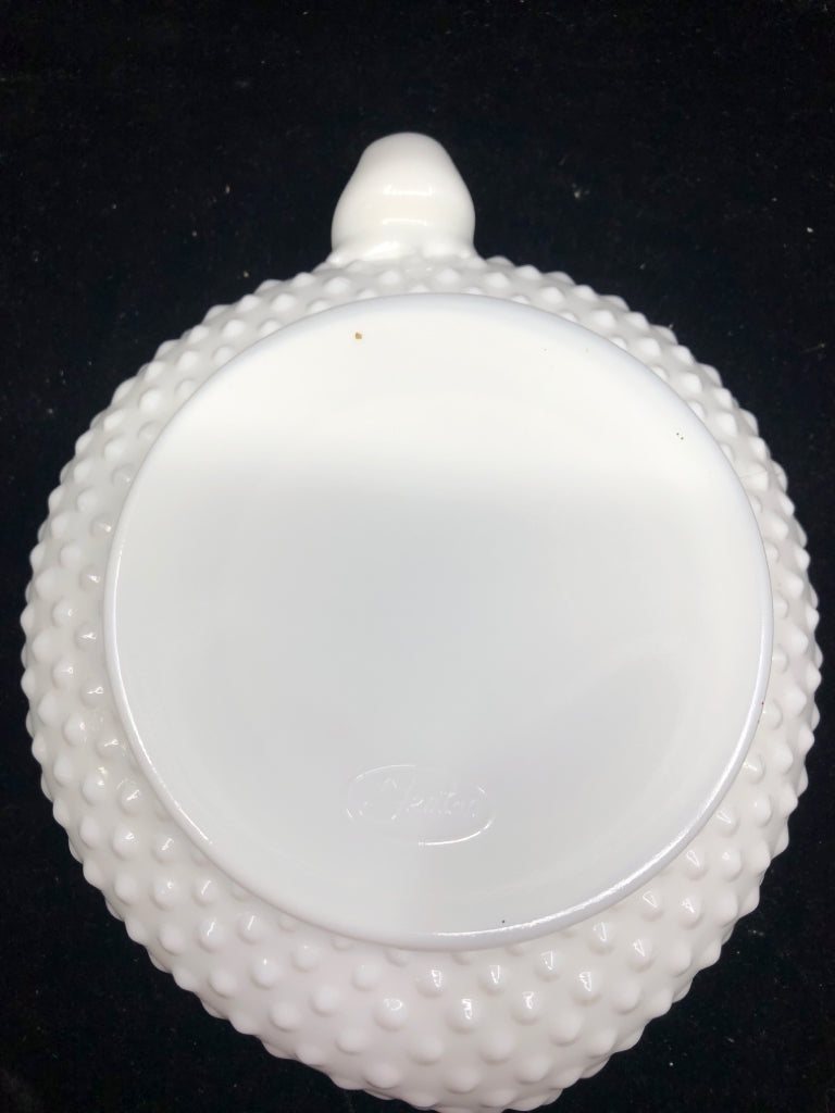 VTG HEART SHAPED RUFFLED EDGE CANDLE PLATE W HANDLE.