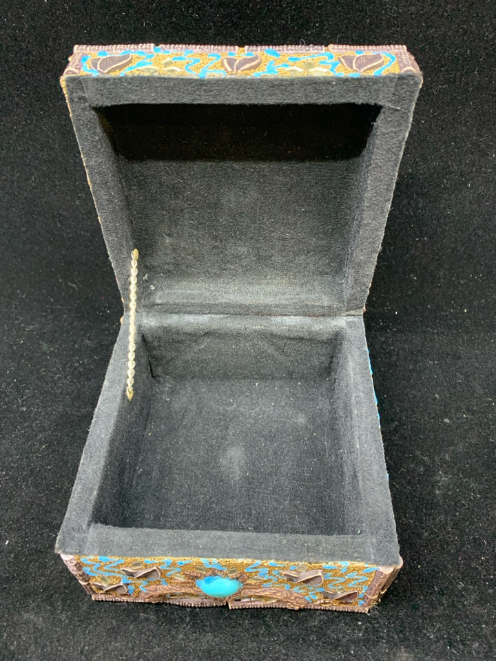 BROWN/TURQUOISE BEADED JEWELRY BOX.