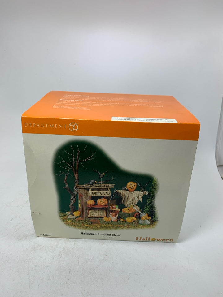 IN BOX DEPT 56 HALLOWEEN VILLAGE PUMPKIN STAND ACCESSORY RETIRED.