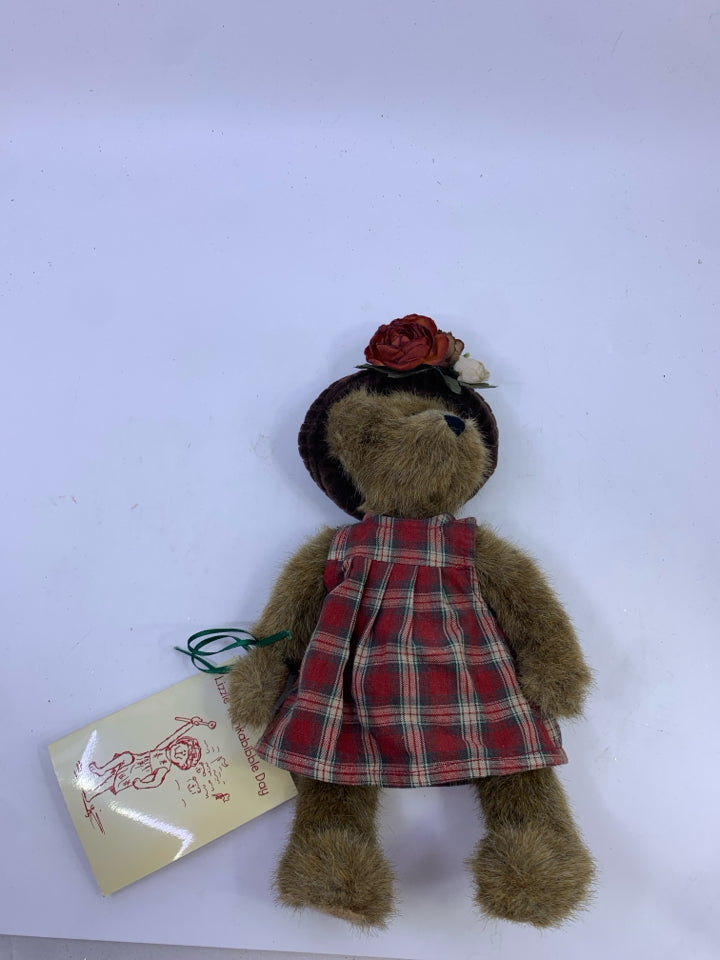 BOYDS BEAR RED PLAID DRESS.