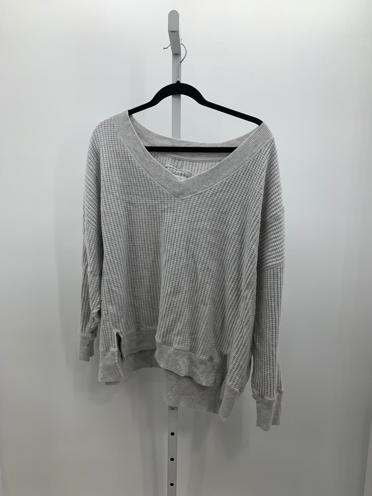 American Eagle Size Large Misses Long Sleeve Sweater