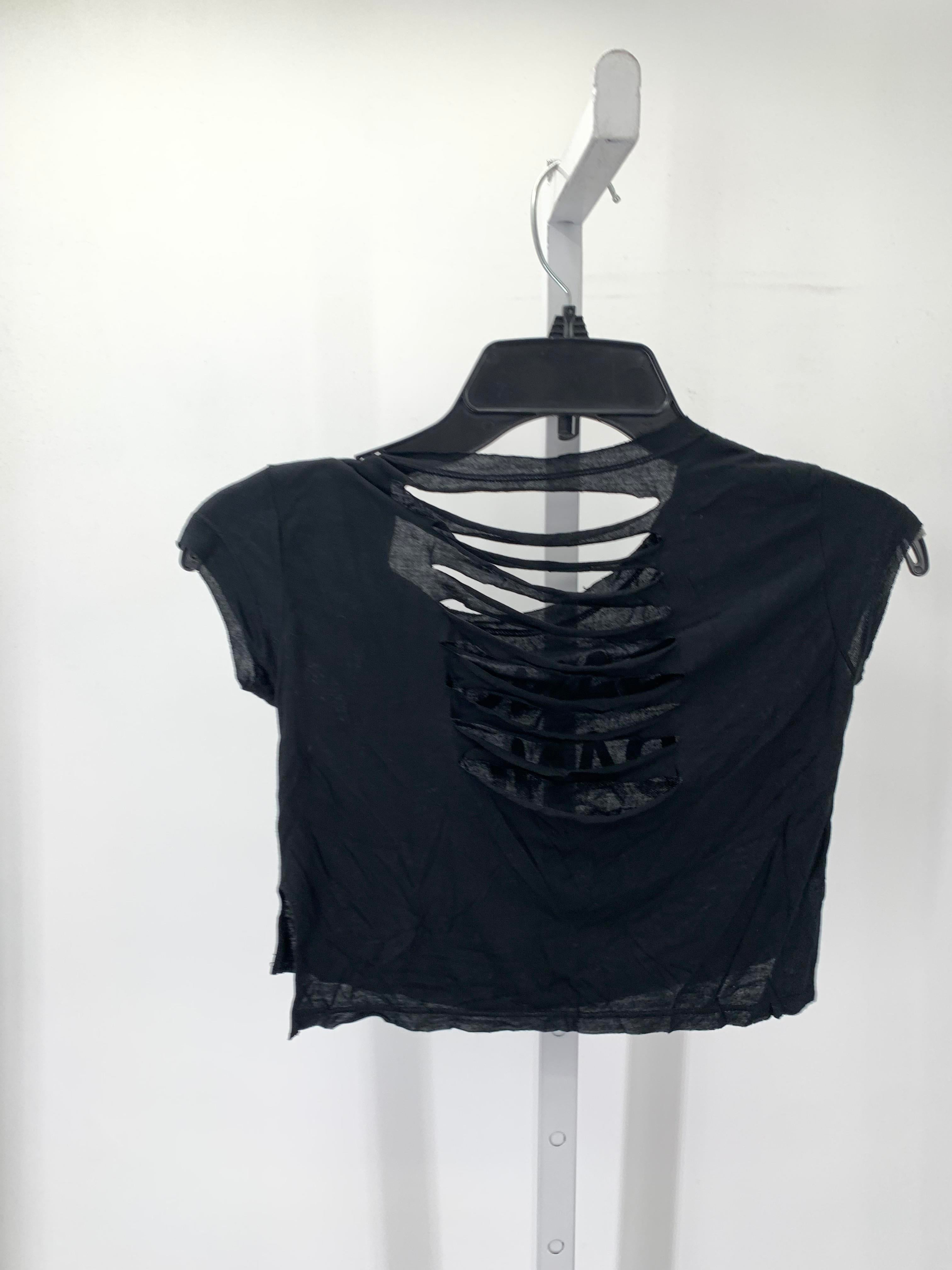 Size 6-7 Girls Short Sleeve Shirt