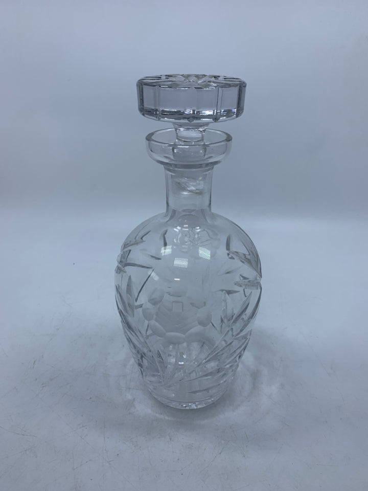 CRYSTAL DECANTER W/ ETCHED FLOWERS/LEAVES.