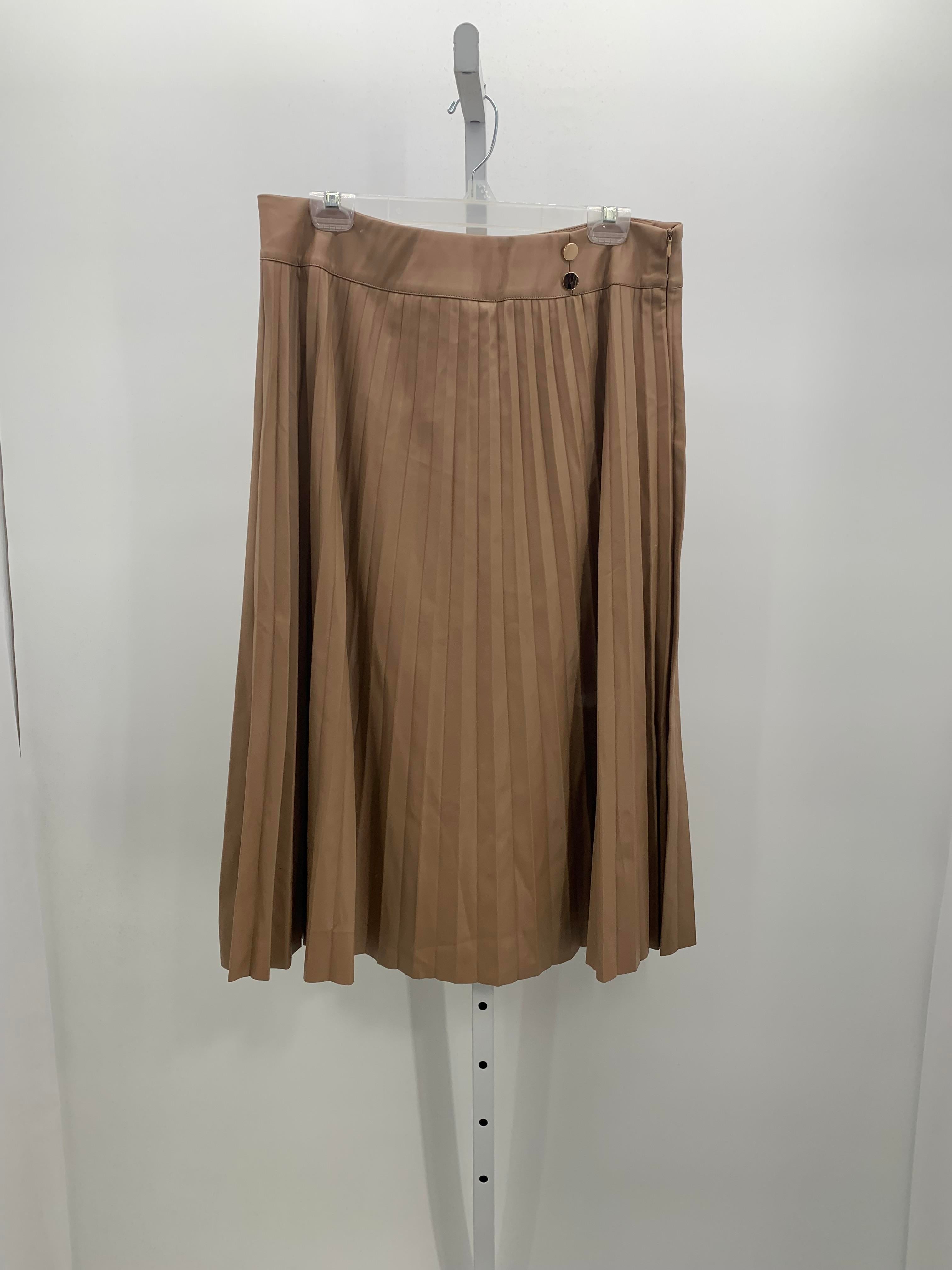 Size Extra Large Misses Skirt