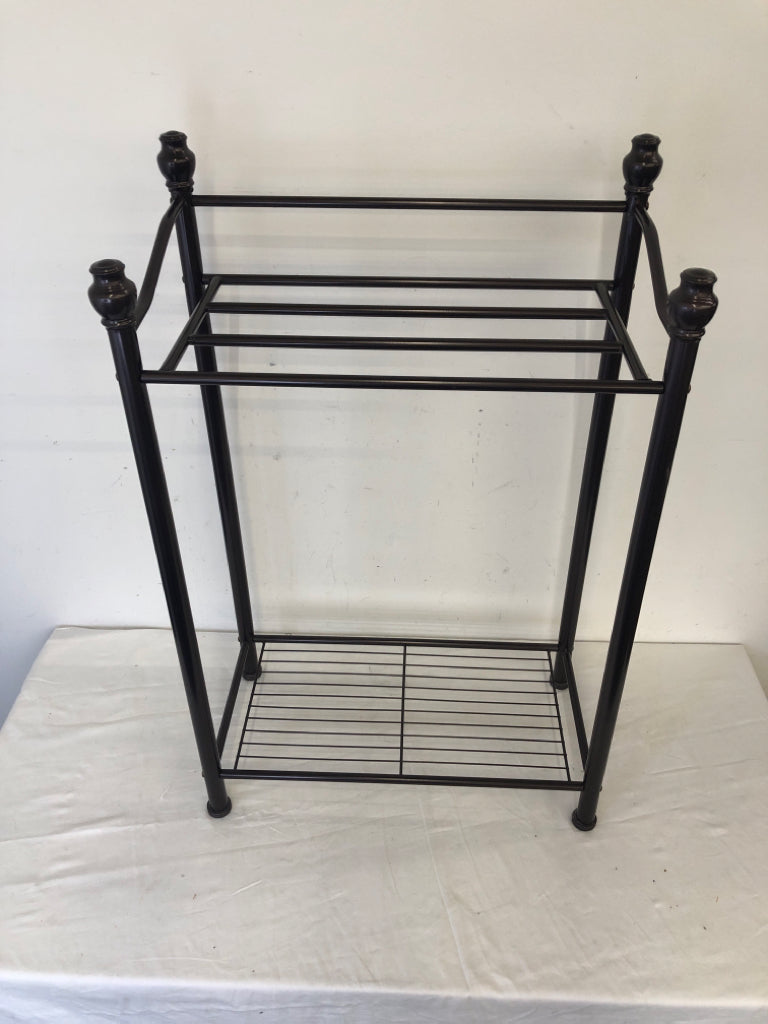 LIGHT WEIGHT BROWN METAL STORAGE RACK.