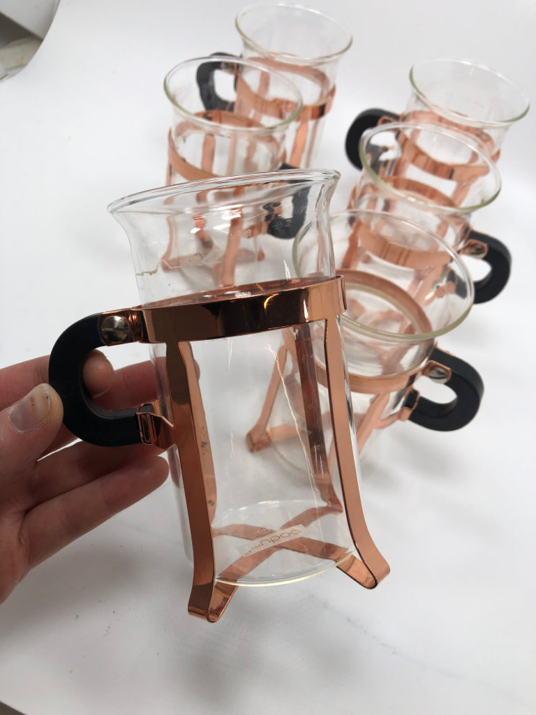 6 GLASS COFFEE CUPS W/COPPER FRAME BLACK HANDLE.