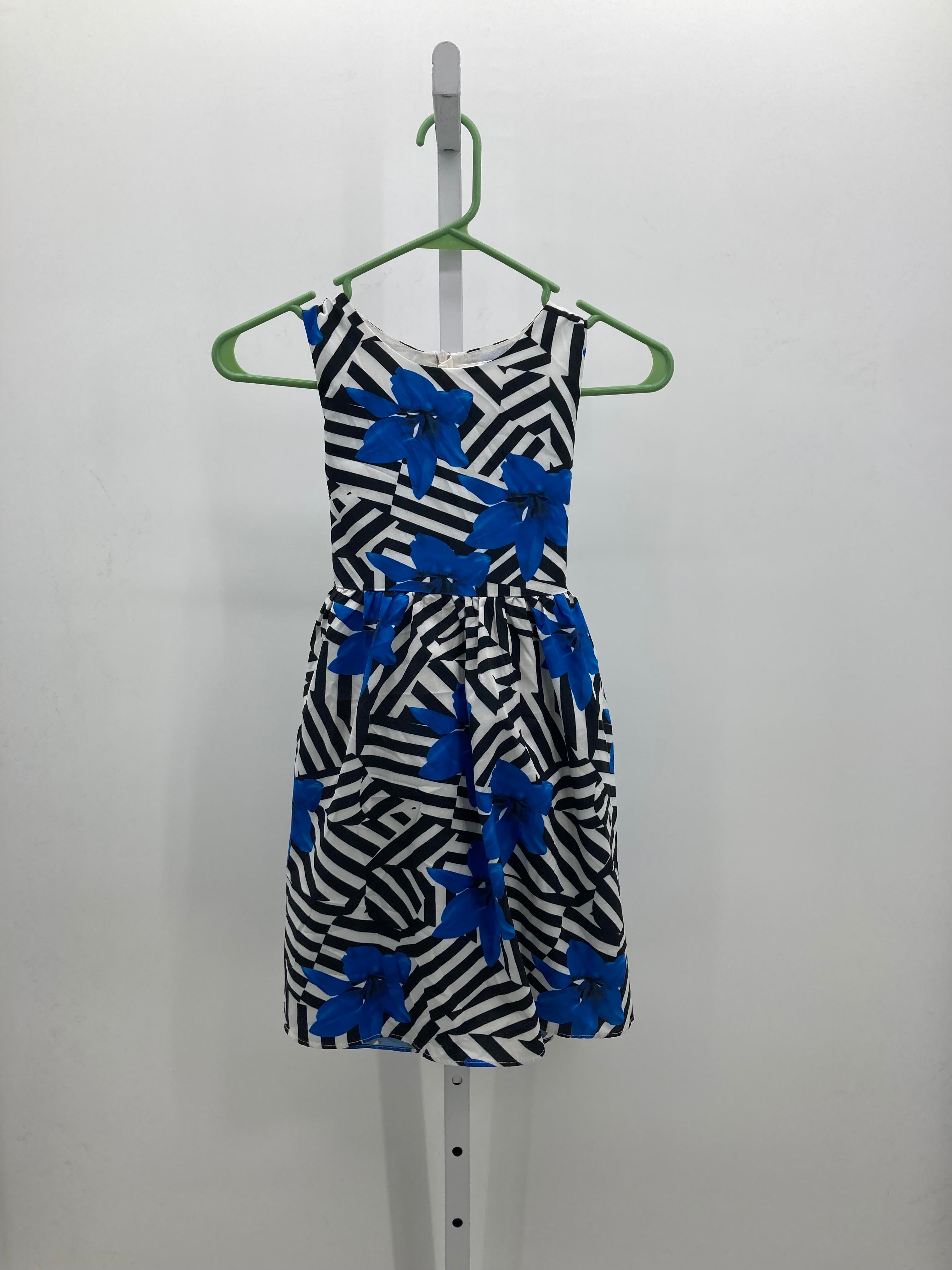 Size 7-8 Girls Sleeveless Dress