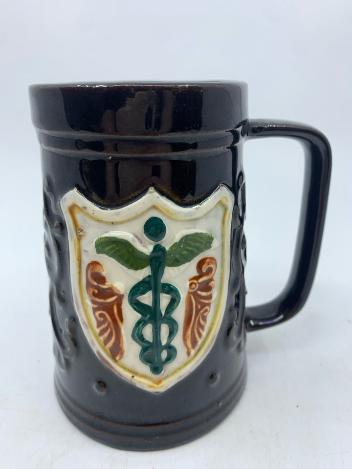 5 BLACK COAT OF ARMS BEER STEINS.